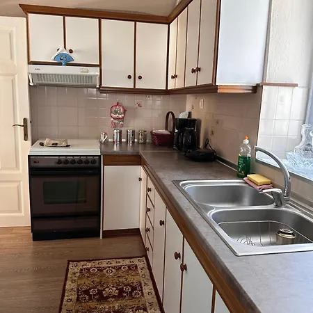 Kiwi Traditional House ליטוחורון