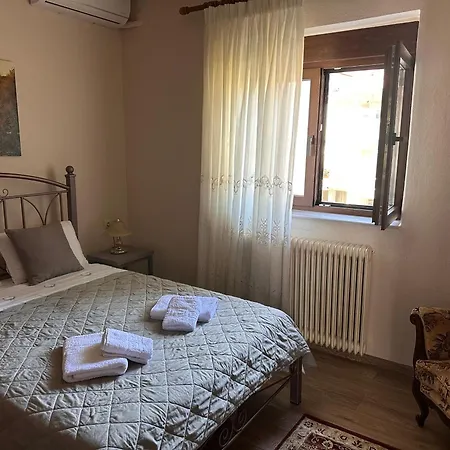 בית נופש Kiwi Traditional House ליטוחורון